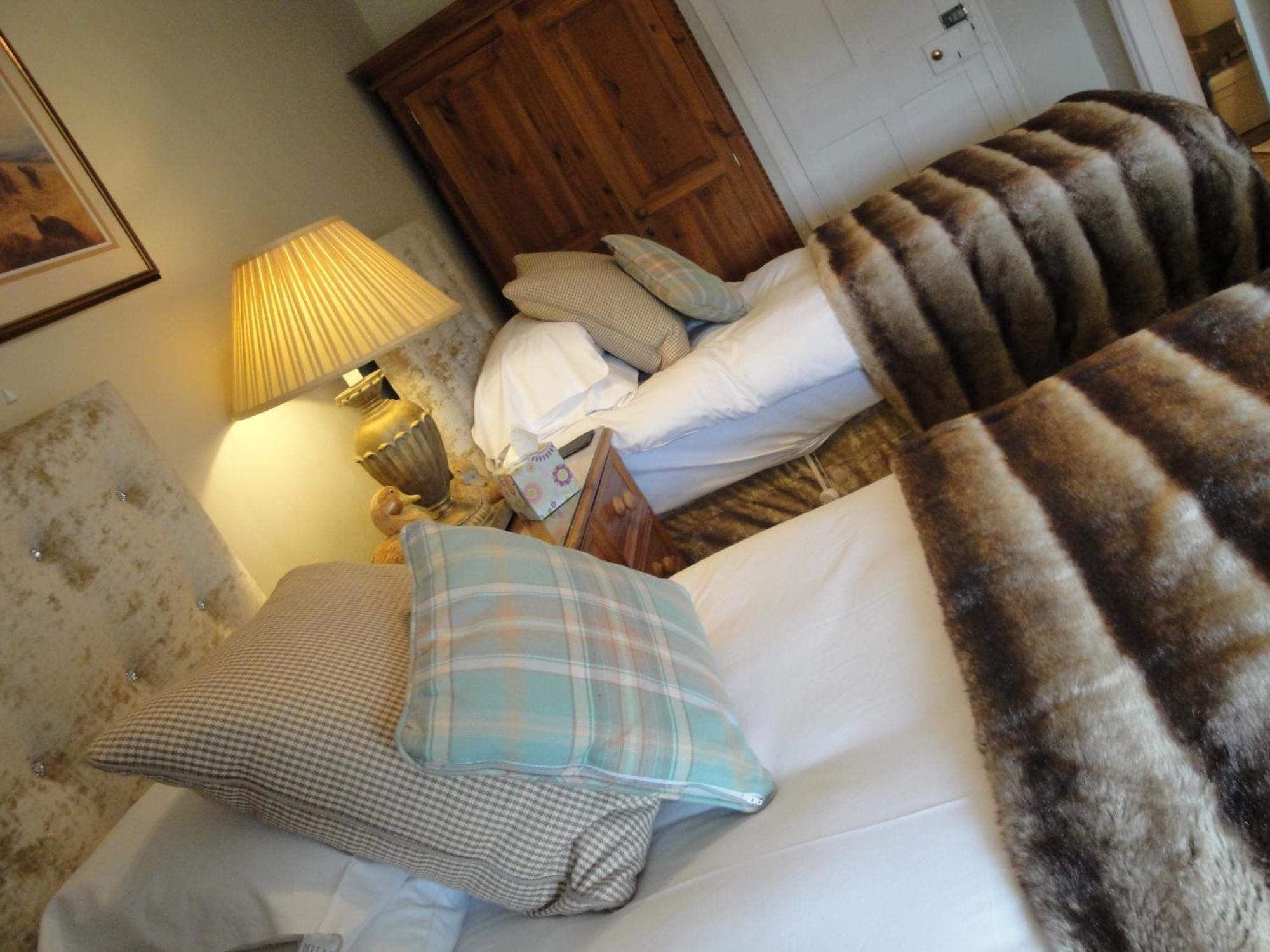 Cary Fitzpaine House Bed & Breakfast Babcary Стая снимка